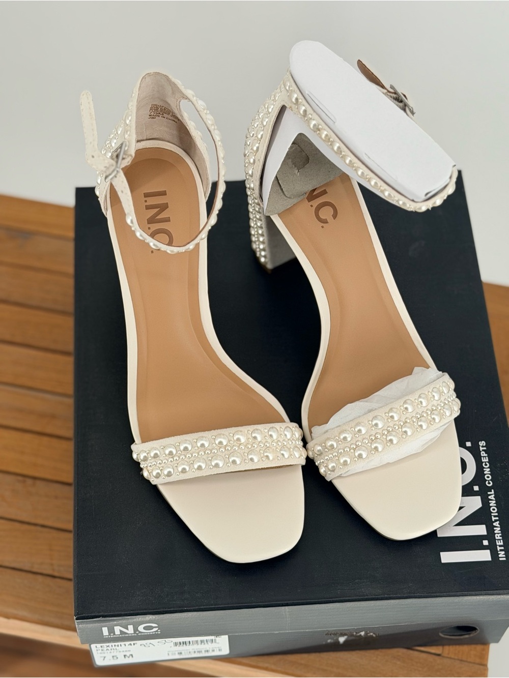 New INC International Concepts Ivory Pearl Beaded Block Heel Sandals size 7.5M